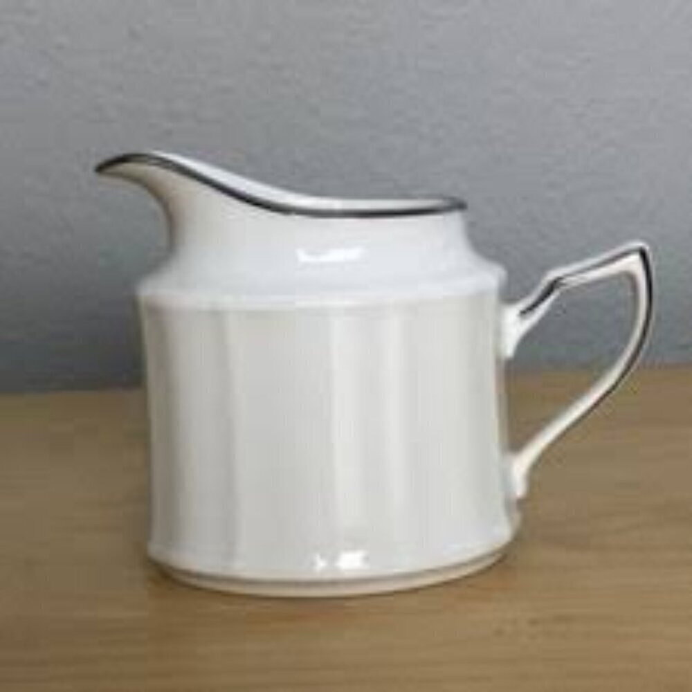 NORITAKE Imperial Platinum Ivory Porcelain Creamer Family Dinner 7366-425 NIB